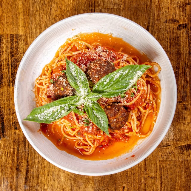 Spaghetti & Meatballs Pasta Lunch.